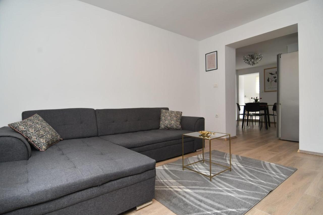 Apartman Gluic Sinj Kültér fotó